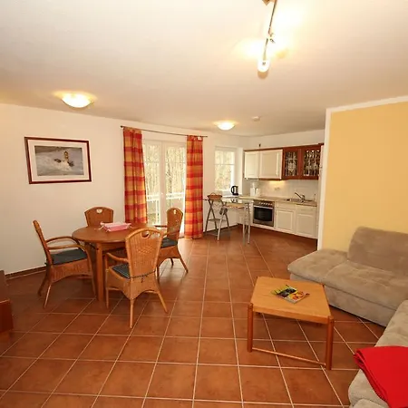 Apartment Ferienwohnung Sonnenstrand 12 Mit Balkon Goehren (Ruegen)